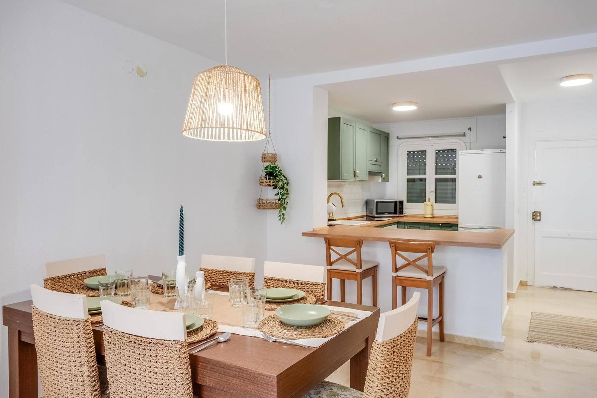 Gezellig Stijlvol Appartement Dichtbij Het Strand إِستيبونا المظهر الخارجي الصورة